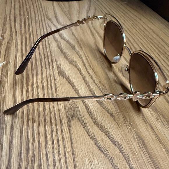 Guess GF0343 32F Gold Tortoise
Cat-Eye Metal Sunglasses Frame 53-
17-135 GF0343 - Picture 2 of 6